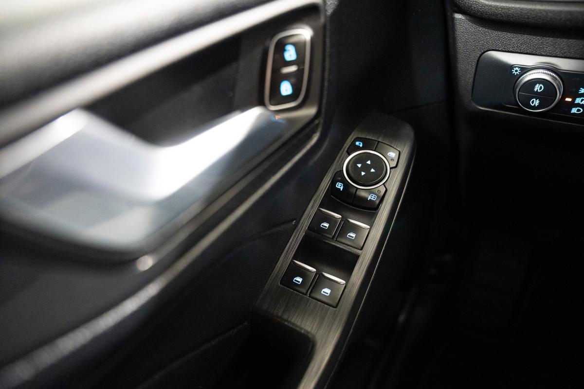 ford-kuga-2022-gasolina-1499cc