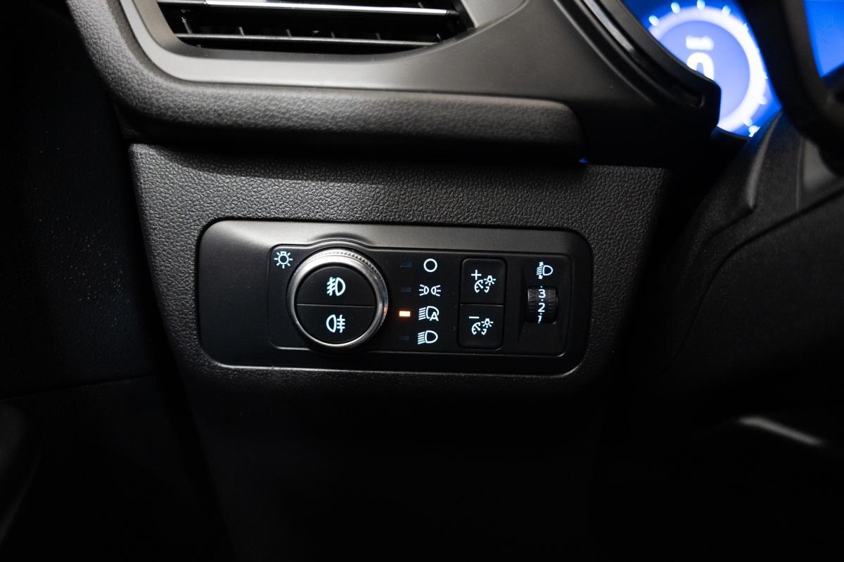 ford-kuga-2022-gasolina-1499cc