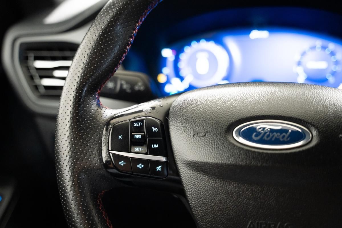 ford-kuga-2022-gasolina-1499cc