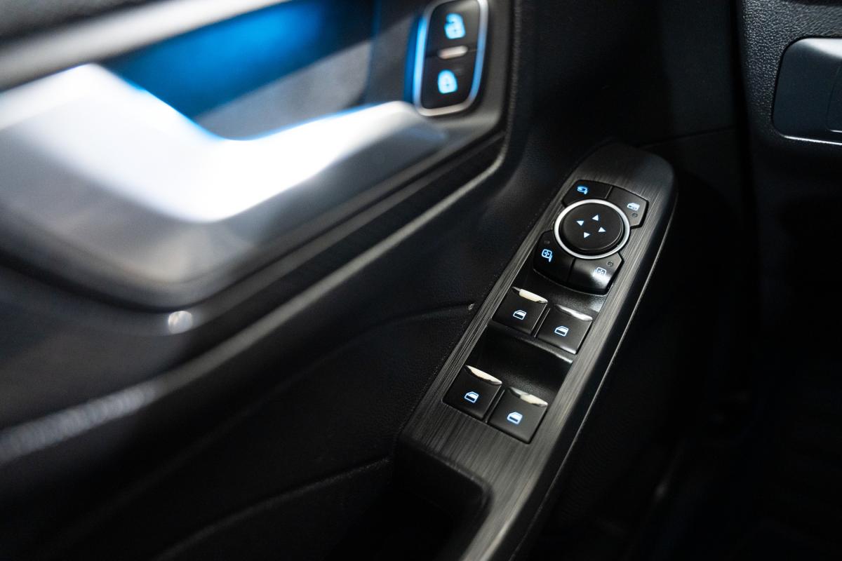ford-kuga-2022-gasolina-1499cc