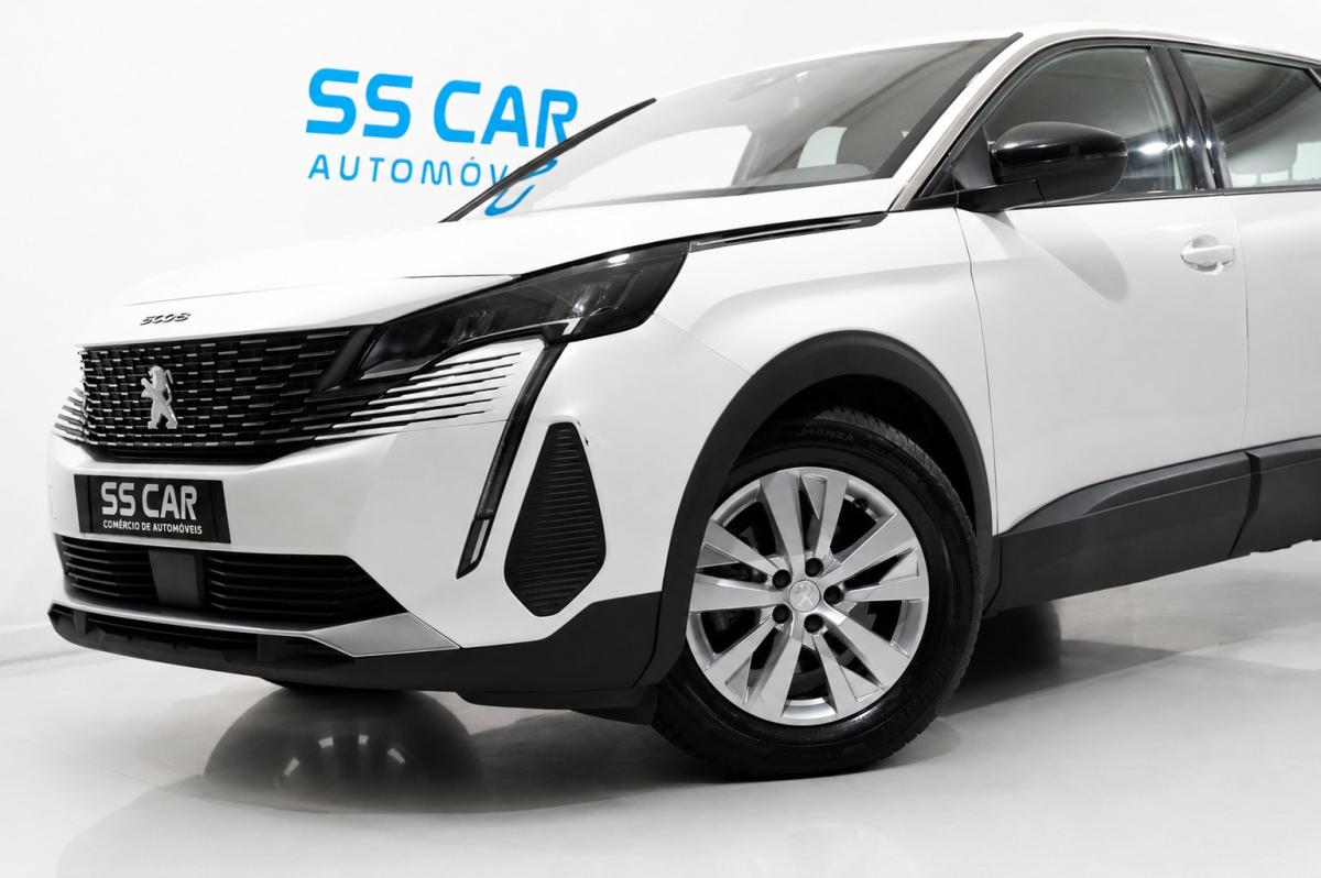 peugeot-5008-2023-gasolina-1199cc
