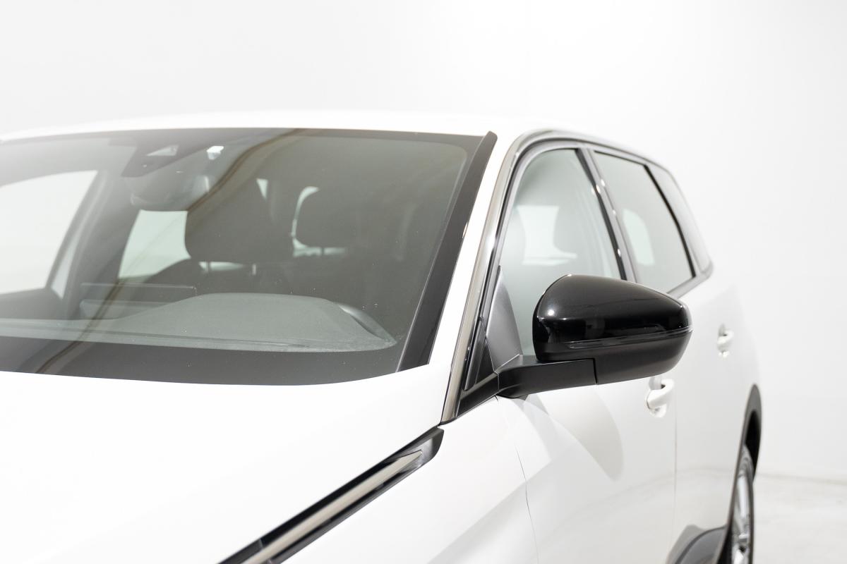peugeot-5008-2023-gasolina-1199cc