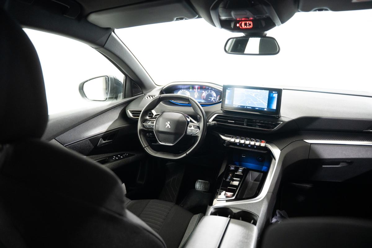 peugeot-5008-2023-gasolina-1199cc
