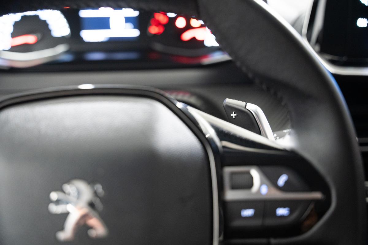 peugeot-2008-2021-gasolina-1199cc