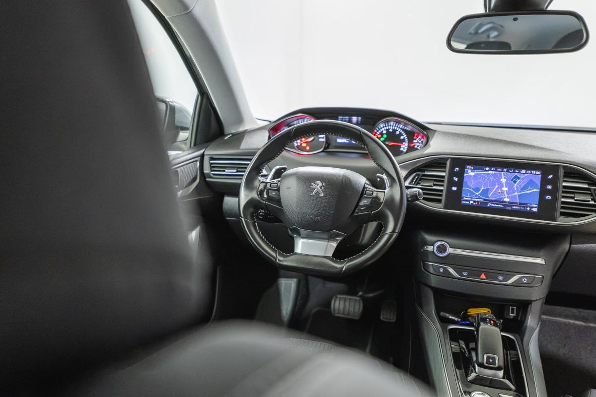 peugeot-308-sw-2020-gasolina-1199cc