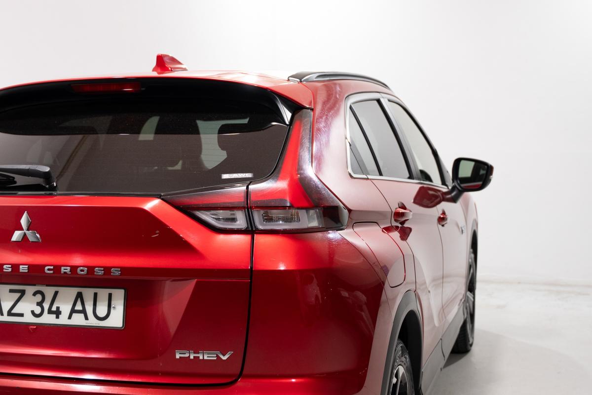 mitsubishi-eclipse-cross-2022-hibrido-a-gasolina-2360cc