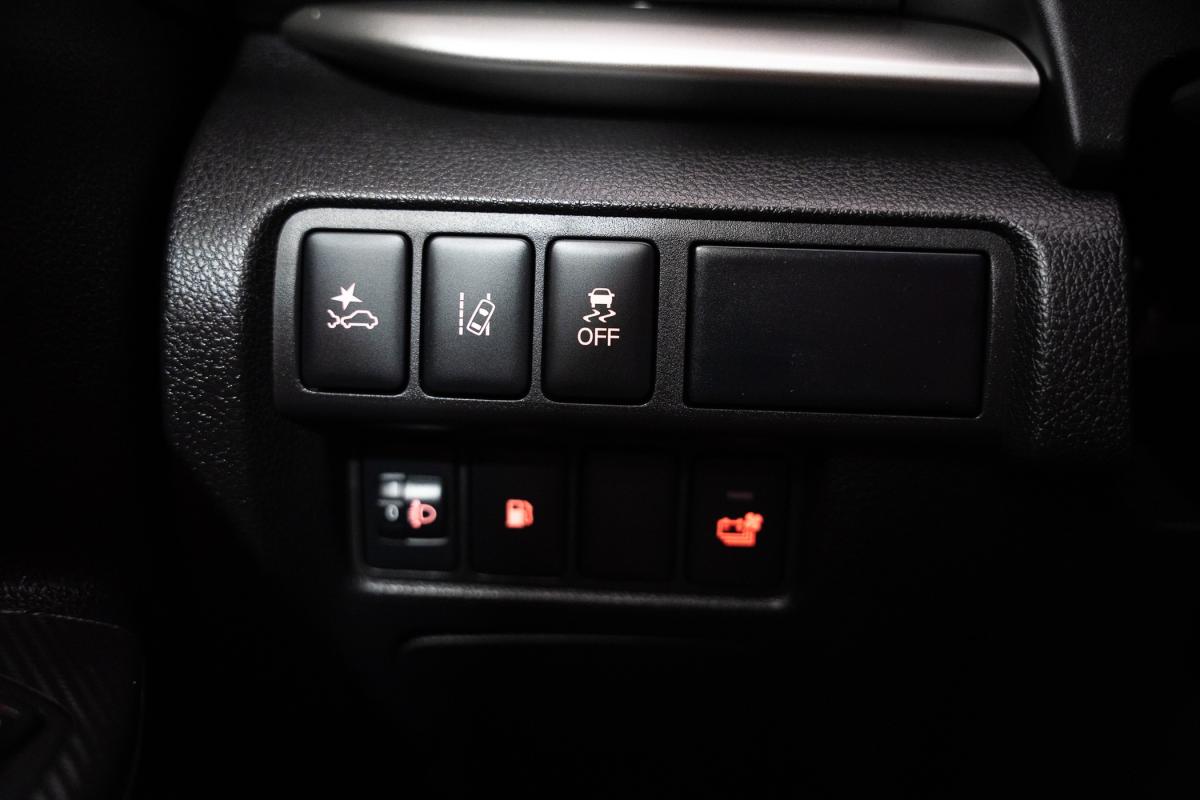 mitsubishi-eclipse-cross-2022-hibrido-a-gasolina-2360cc