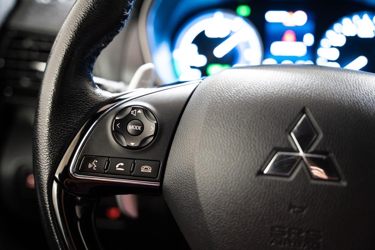 mitsubishi-eclipse-cross-2022-hibrido-a-gasolina-2360cc