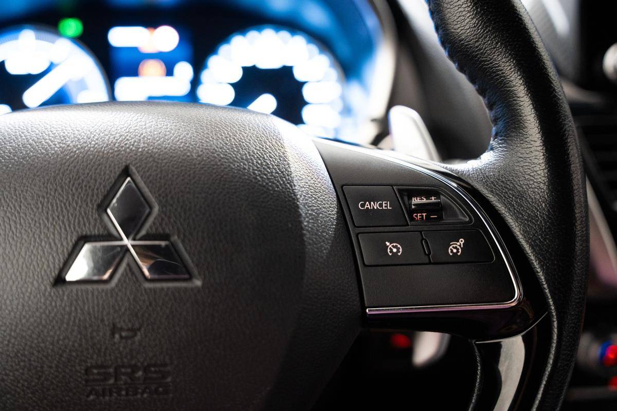 mitsubishi-eclipse-cross-2022-hibrido-a-gasolina-2360cc