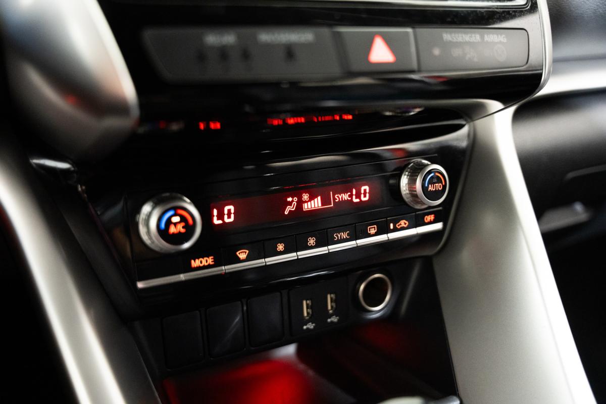 mitsubishi-eclipse-cross-2022-hibrido-a-gasolina-2360cc