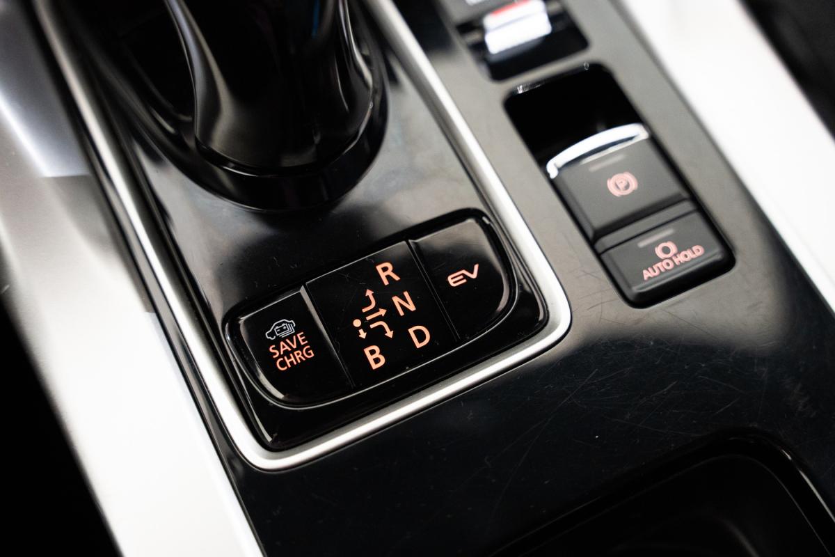 mitsubishi-eclipse-cross-2022-hibrido-a-gasolina-2360cc