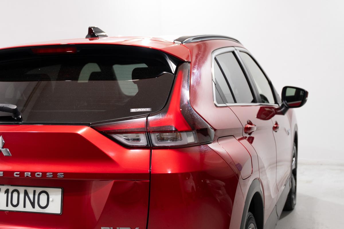 mitsubishi-eclipse-cross-2022-hibrido-a-gasolina-2360cc