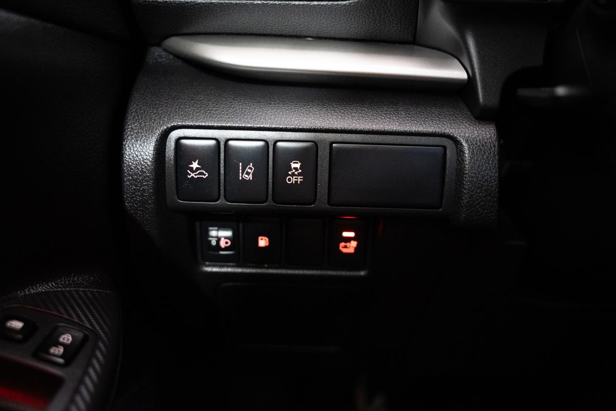 mitsubishi-eclipse-cross-2022-hibrido-a-gasolina-2360cc