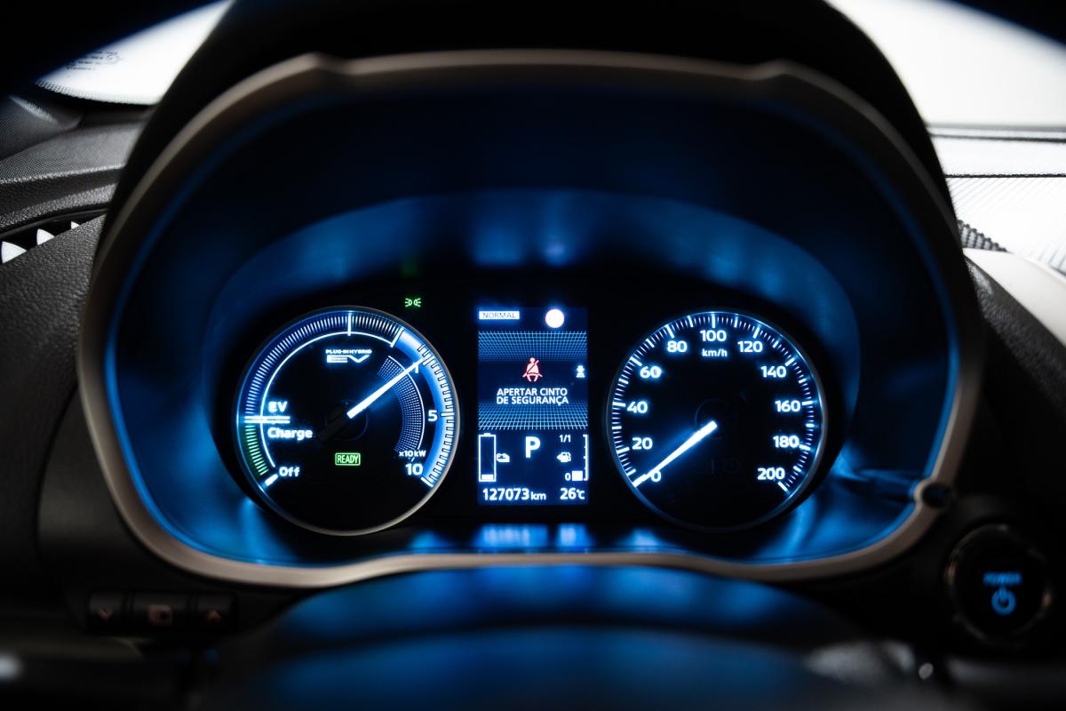 mitsubishi-eclipse-cross-2022-hibrido-a-gasolina-2360cc