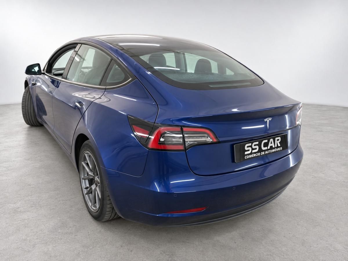 tesla-model-3-2022-eletrico-500cc