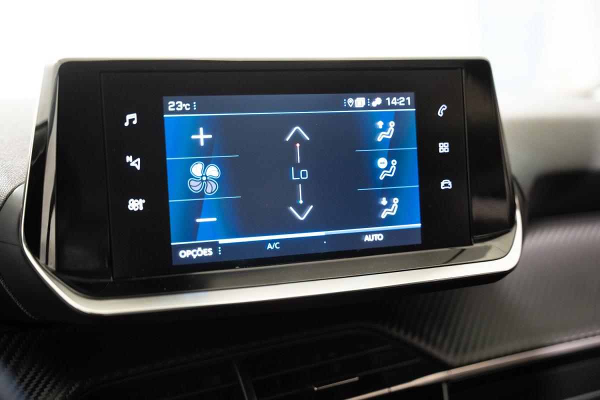 peugeot-2008-2021-gasolina-1199cc