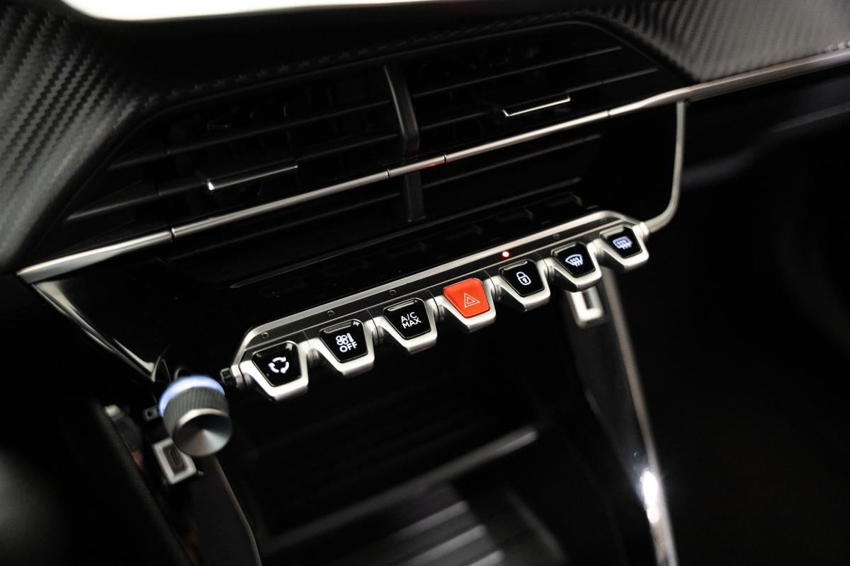 peugeot-2008-2021-gasolina-1199cc