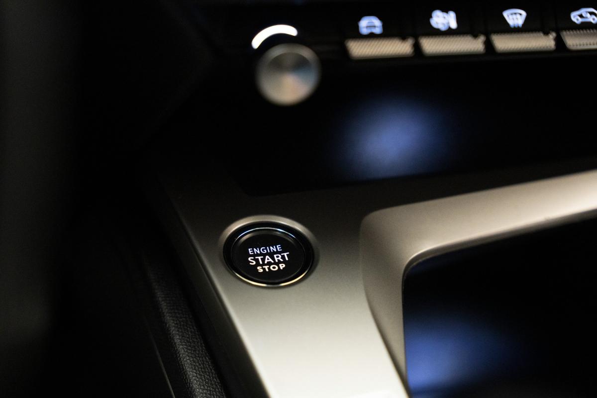 peugeot-308-2022-diesel-1499cc