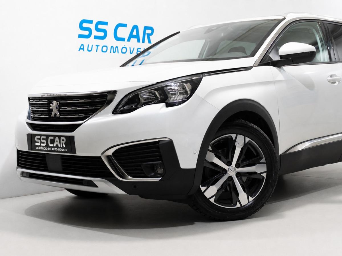 peugeot-5008-2019-gasolina-1199cc