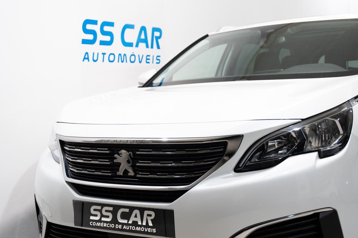 peugeot-5008-2019-gasolina-1199cc