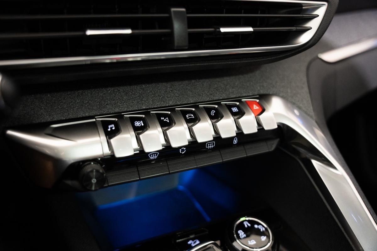 peugeot-5008-2019-gasolina-1199cc