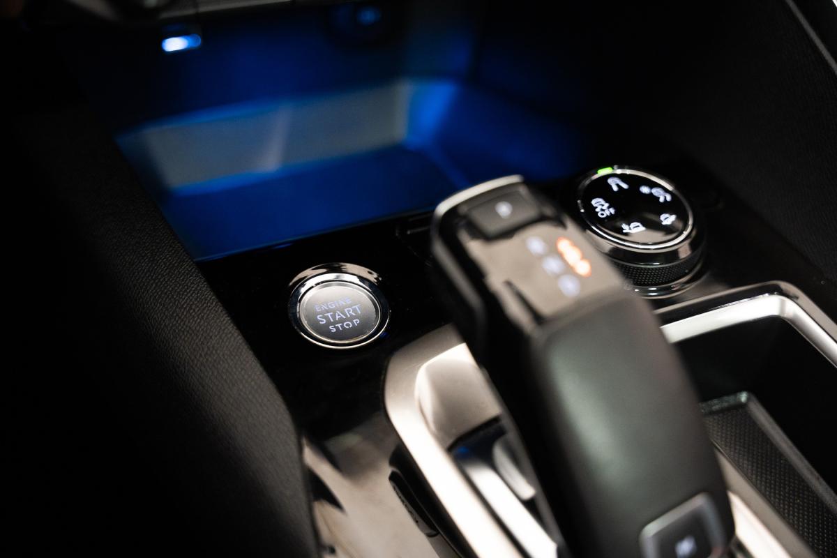 peugeot-5008-2019-gasolina-1199cc