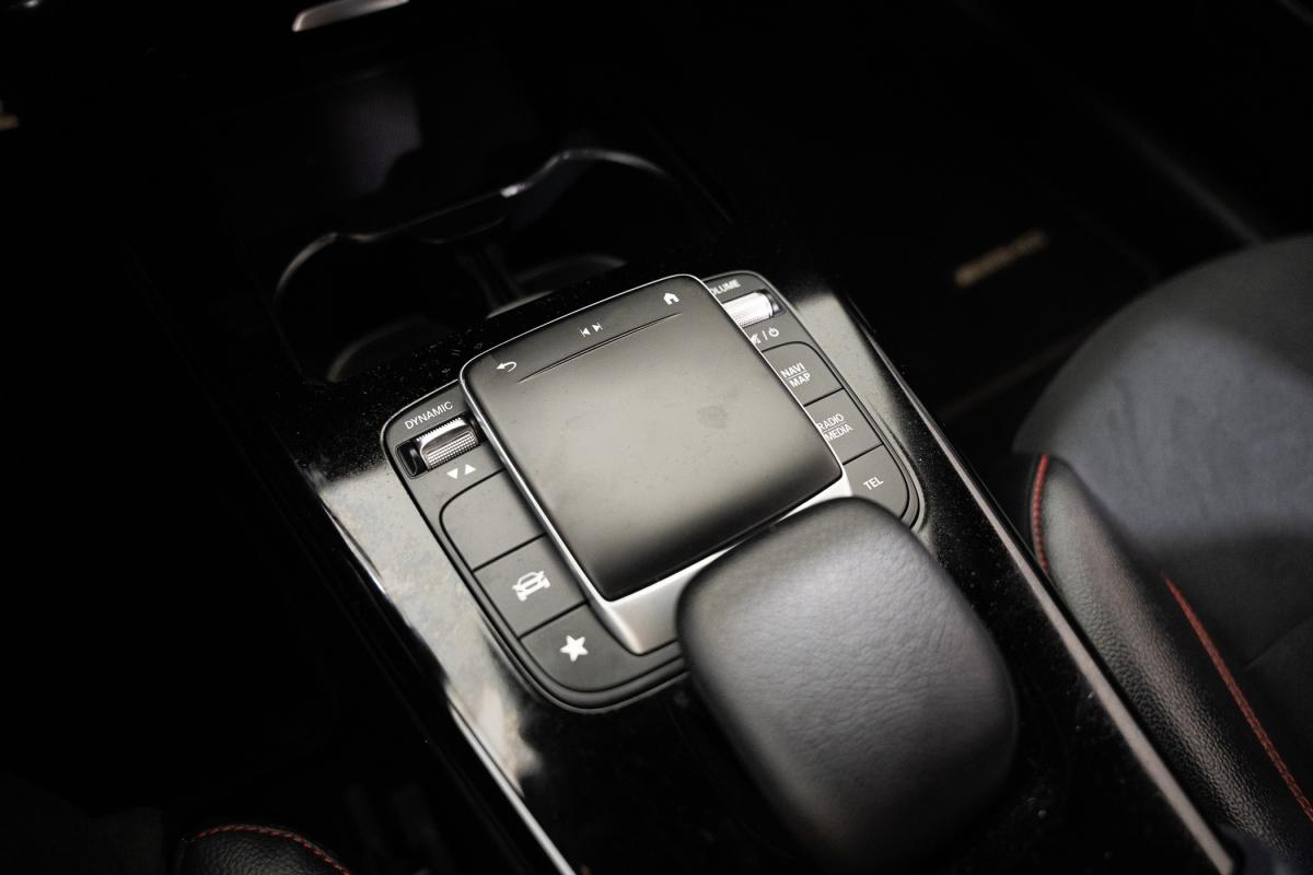 mercedes-benz-cla-2021-gasolina-1332cc