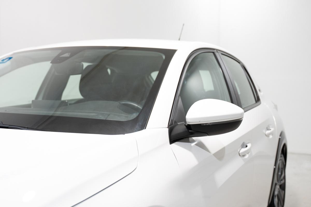 peugeot-208-2021-eletrico-500cc