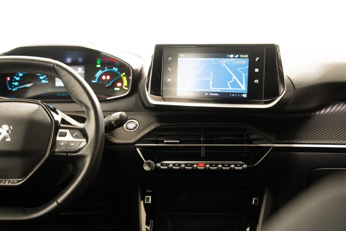 peugeot-208-2021-eletrico-500cc