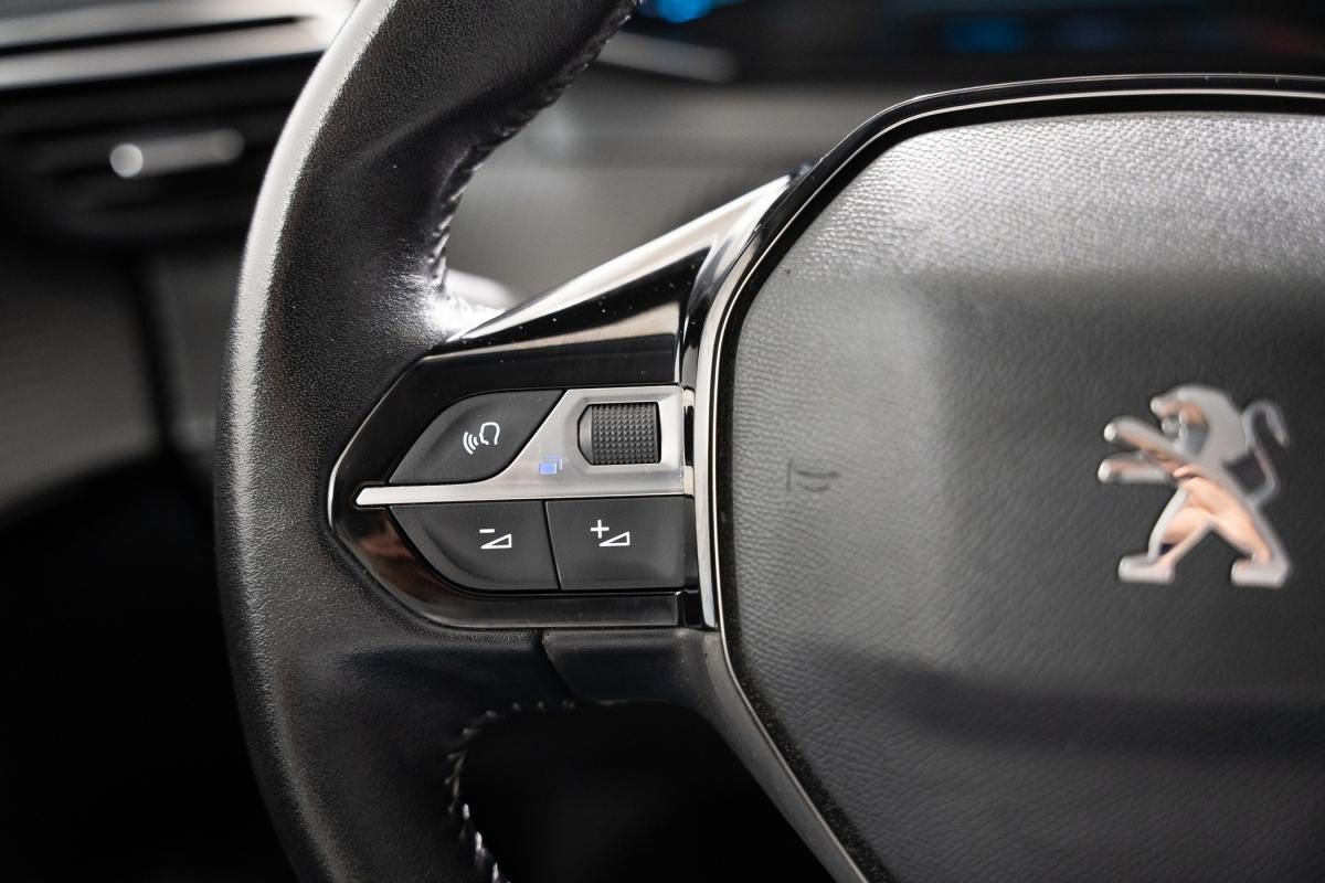 peugeot-208-2021-eletrico-500cc