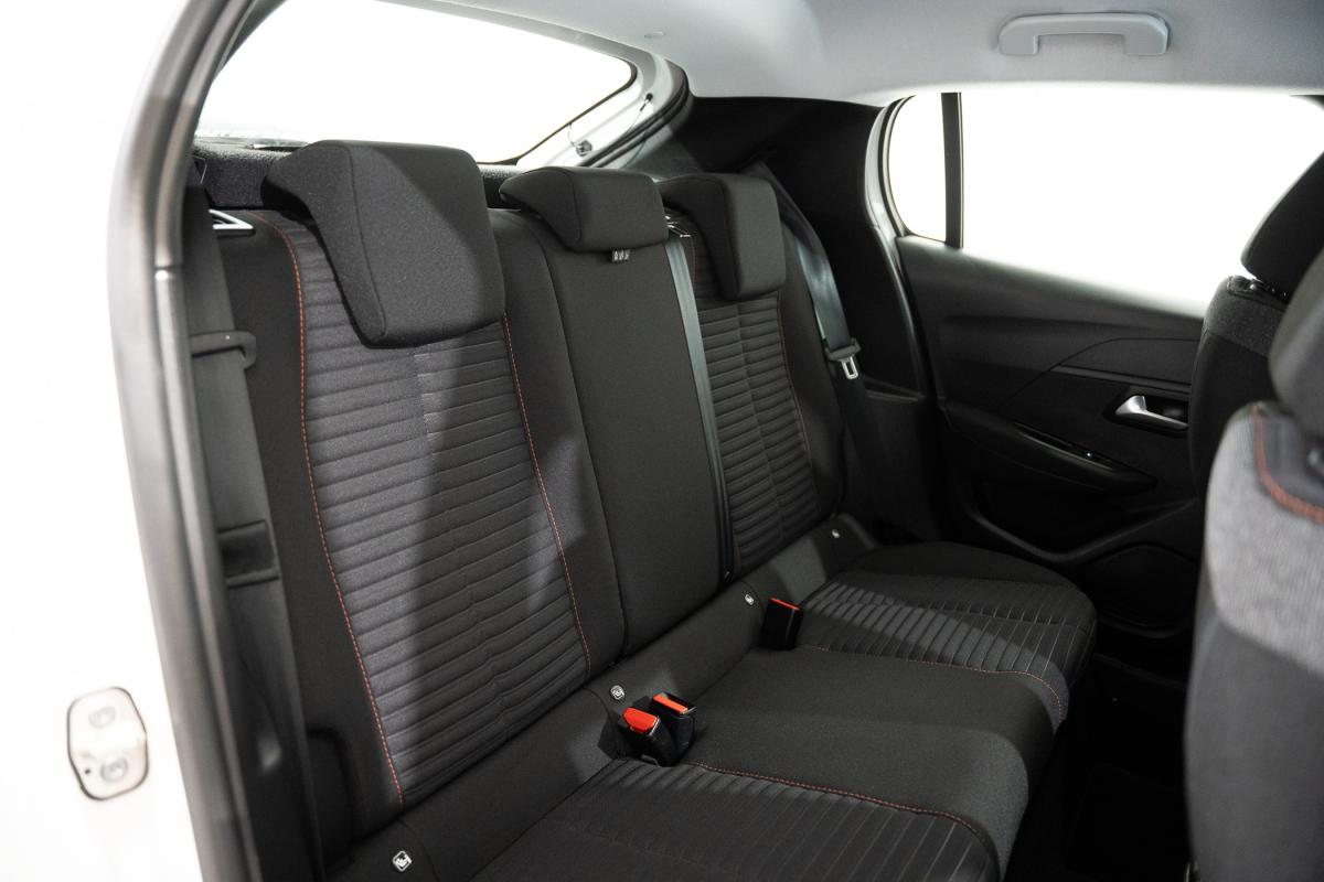 peugeot-208-2021-eletrico-500cc
