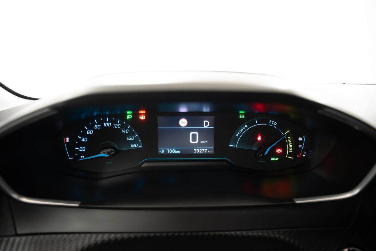 peugeot-208-2021-eletrico-500cc