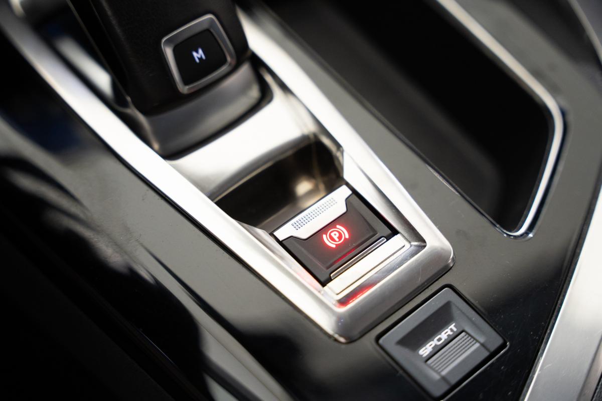 peugeot-3008-2020-diesel-1499cc