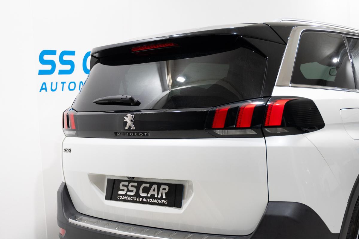 peugeot-5008-2020-gasolina-1199cc