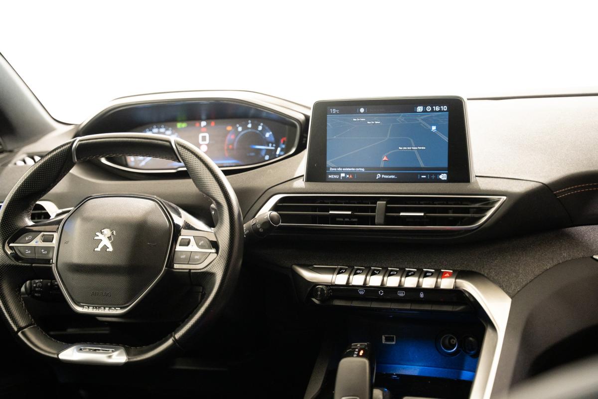 peugeot-5008-2020-gasolina-1199cc