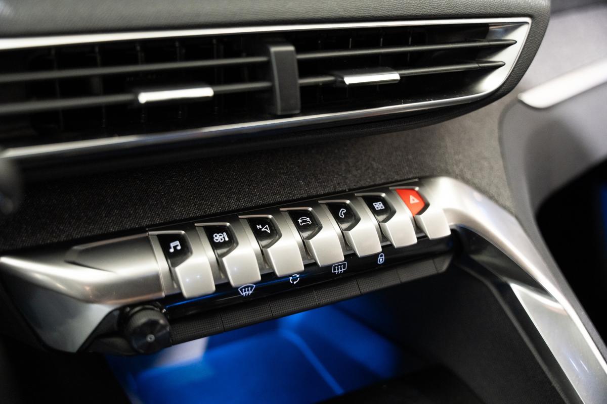 peugeot-5008-2020-gasolina-1199cc