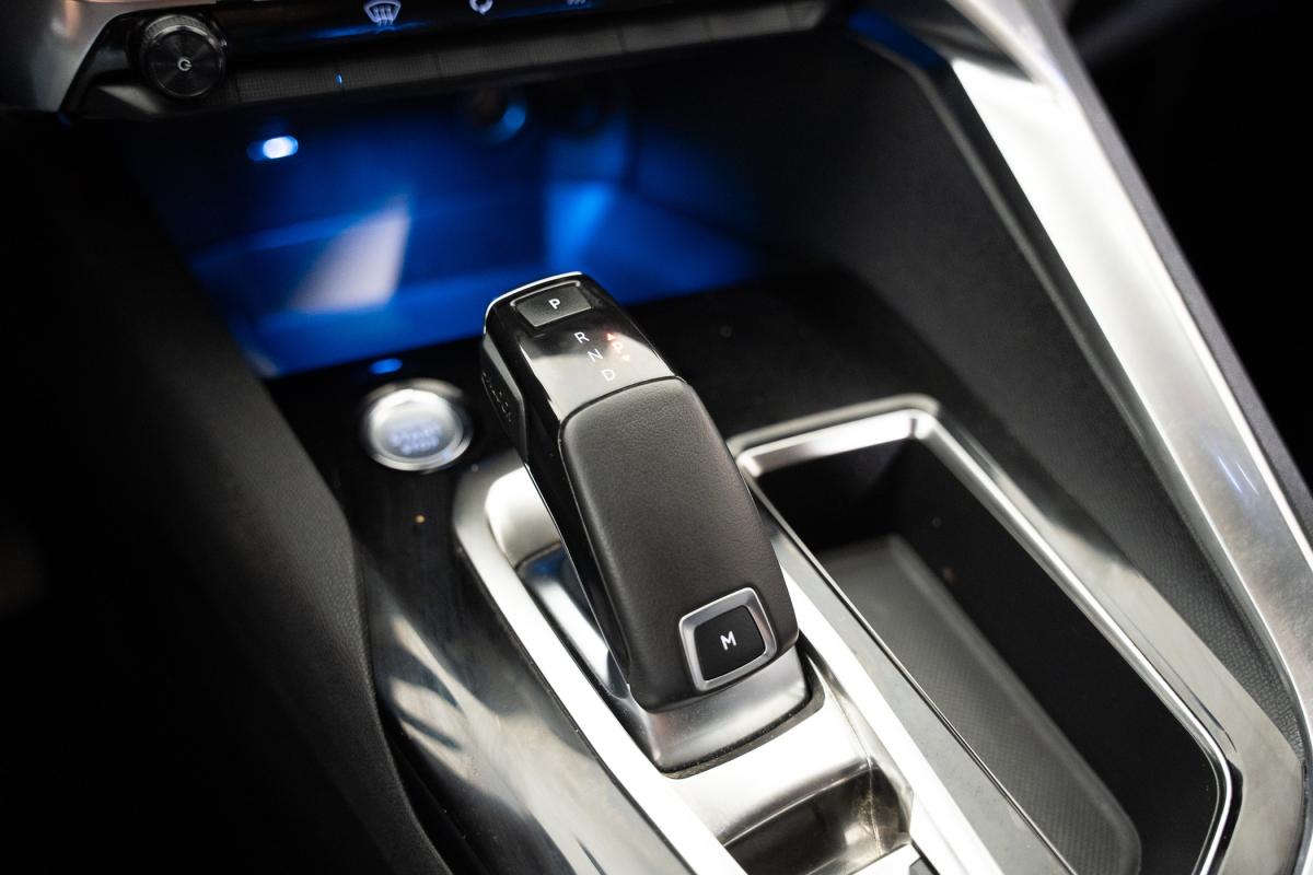 peugeot-5008-2020-gasolina-1199cc