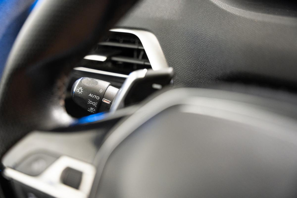 peugeot-5008-2020-gasolina-1199cc