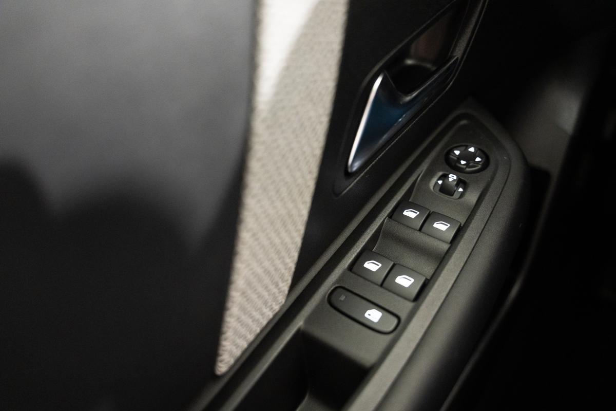 citroen-c4-2023-gasolina-1199cc