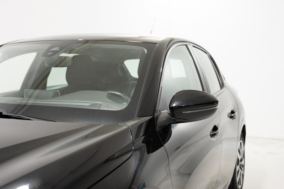 peugeot-208-2020-gasolina-1199cc