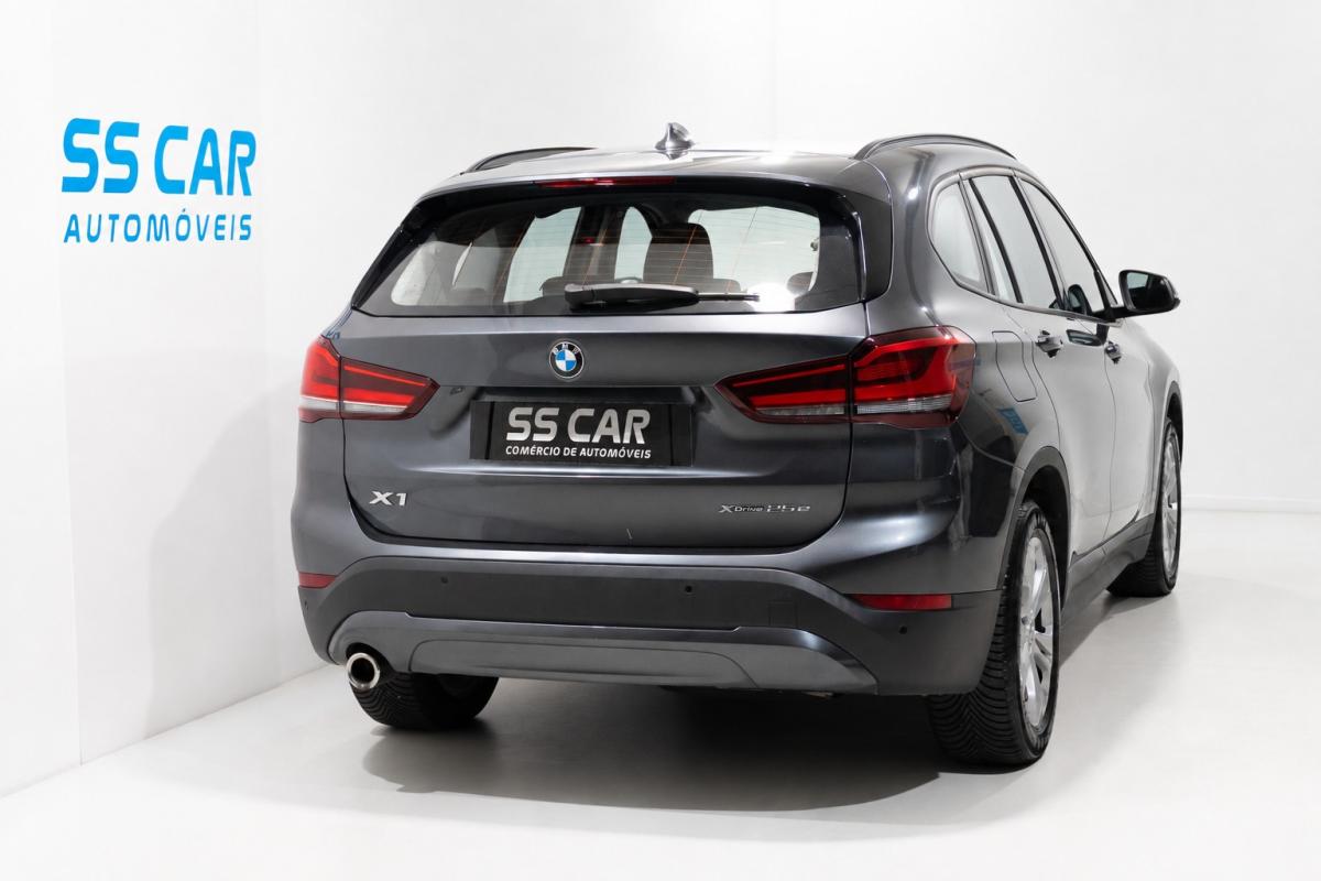 bmw-x1-2021-hibrido-a-gasolina-1499cc