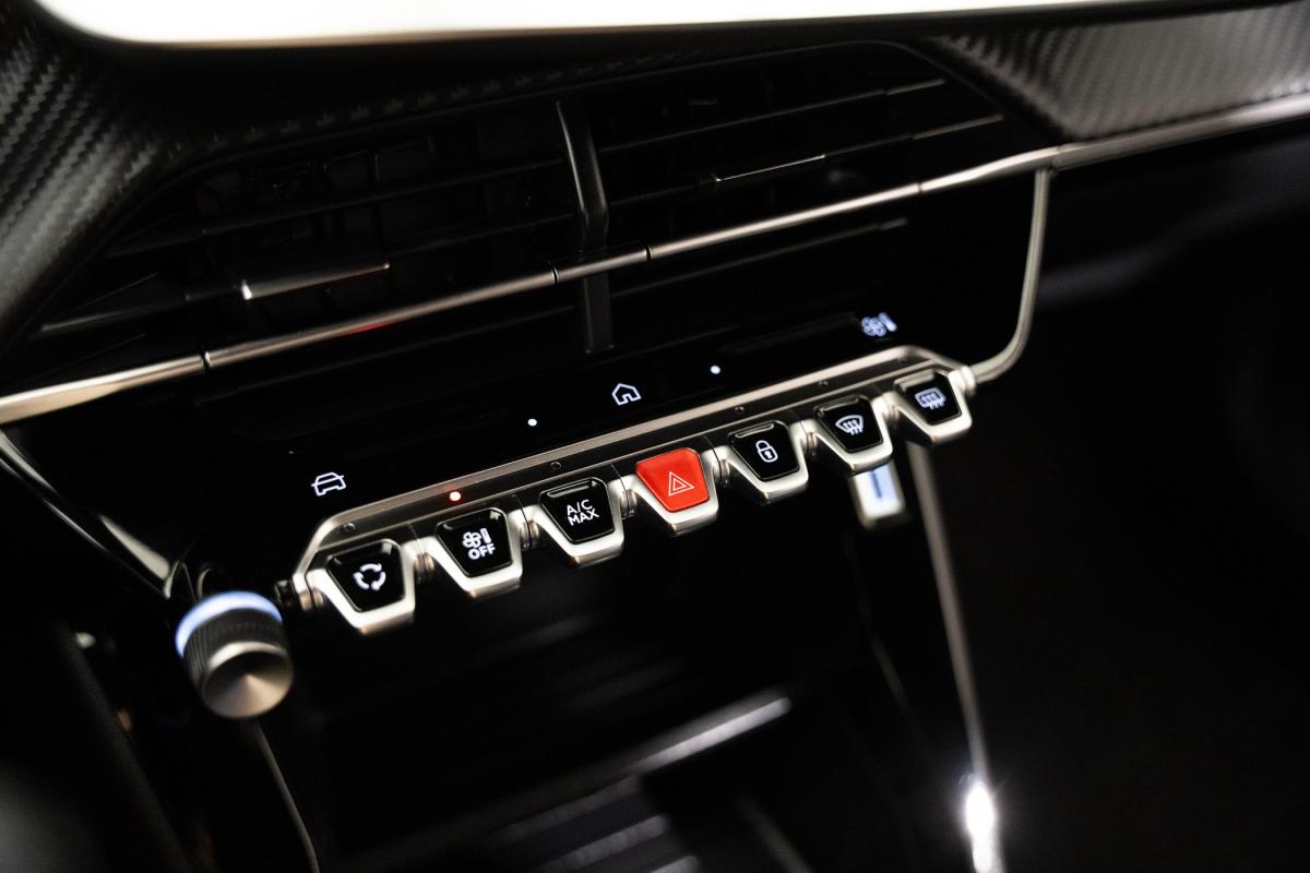 peugeot-2008-2024-gasolina-1199cc