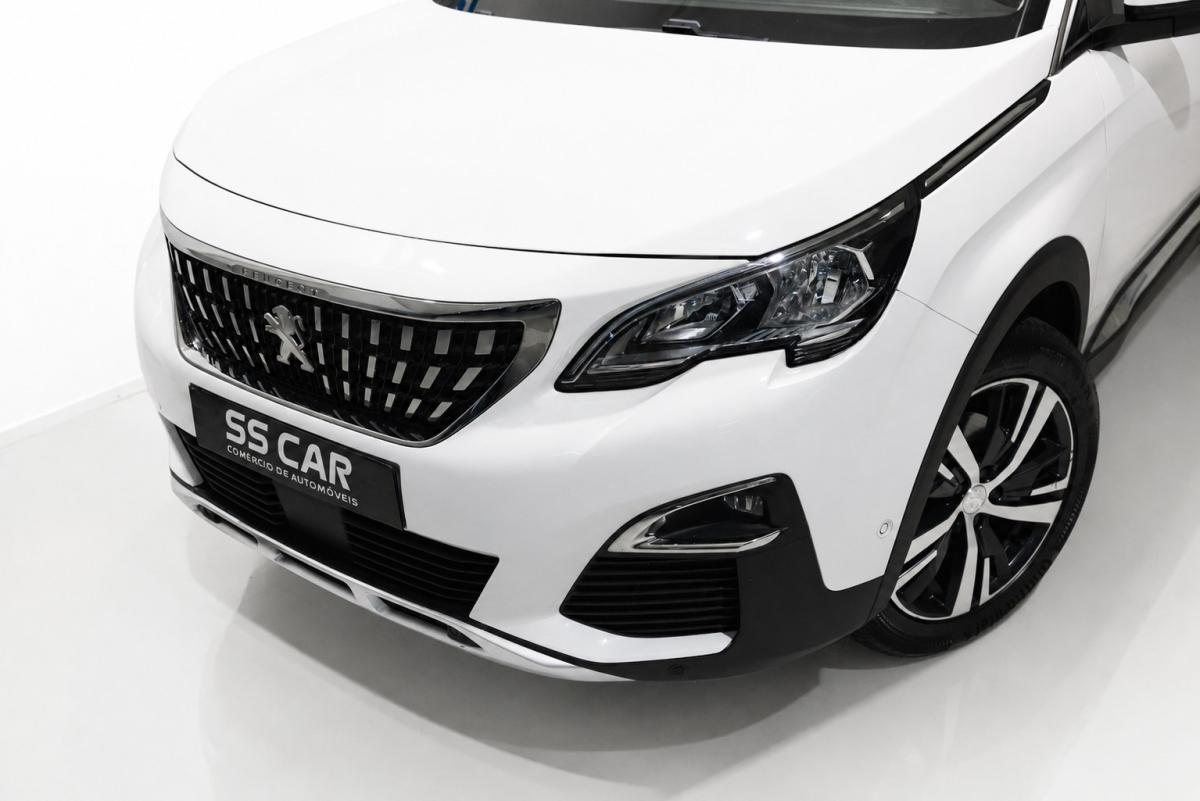 peugeot-5008-2020-gasolina-1199cc