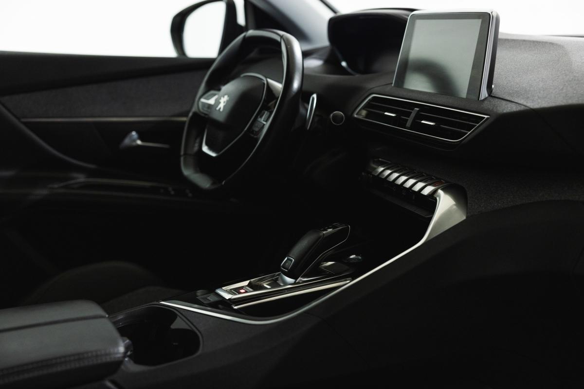 peugeot-5008-2020-gasolina-1199cc