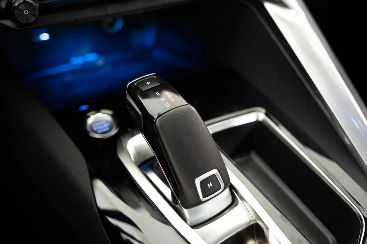 peugeot-5008-2020-gasolina-1199cc