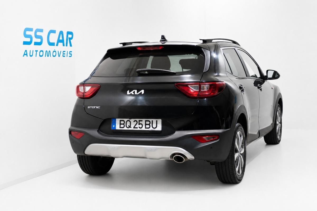 kia-stonic-2024-gasolina-998cc