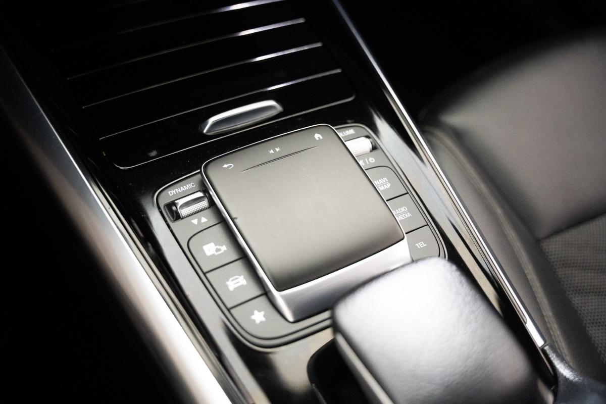 mercedes-benz-gla-2023-hibrido-a-gasolina-1332cc