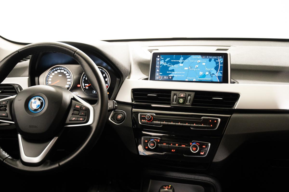 bmw-x1-2022-hibrido-a-gasolina-1499cc