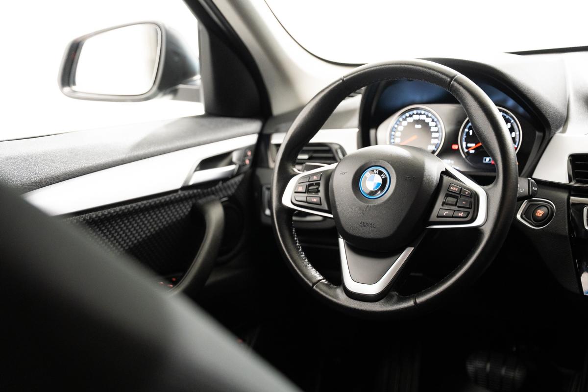 bmw-x1-2022-hibrido-a-gasolina-1499cc