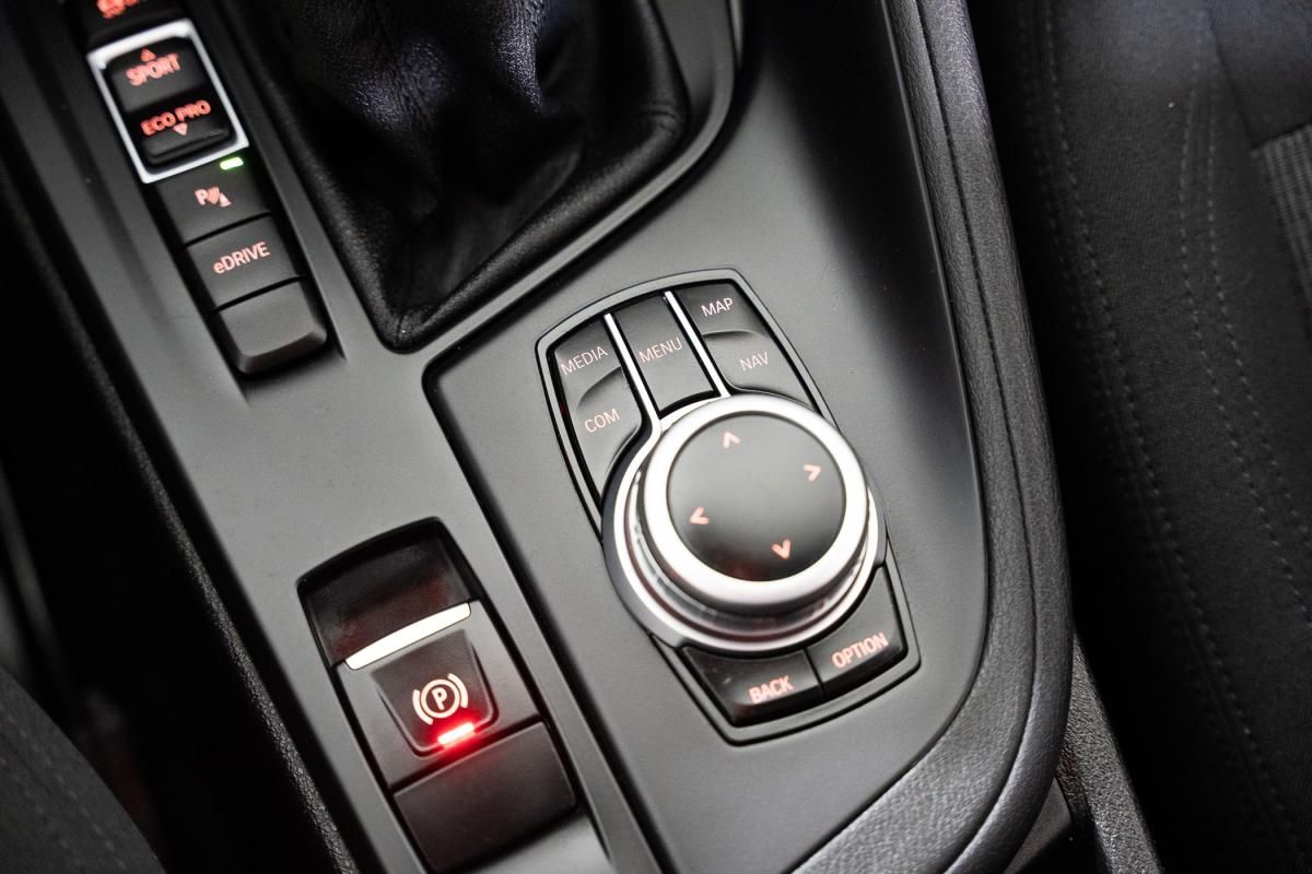 bmw-x1-2022-hibrido-a-gasolina-1499cc